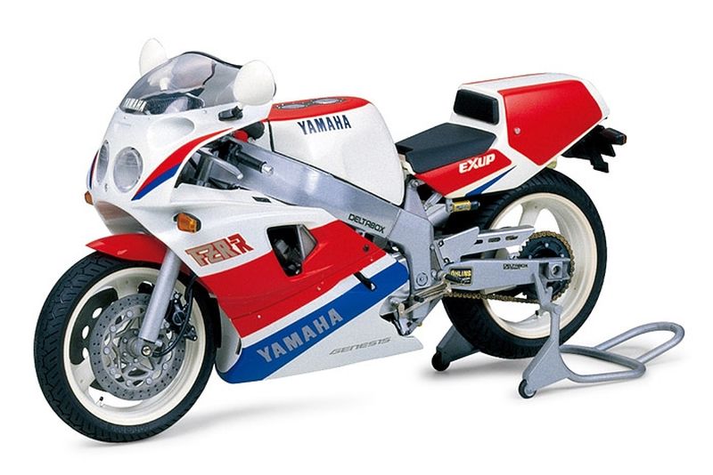 Tamiya 1/12 Yamaha FZR750R Scale Model (OW01)