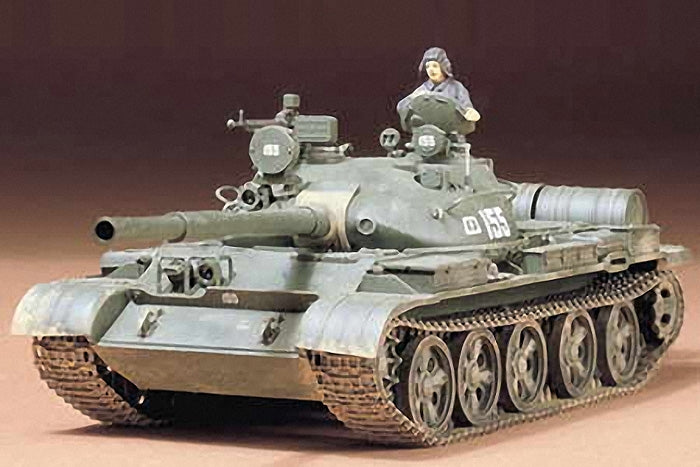 Tamiya 1/35 Russian T-62 Tank Plastic Model Kit, for CA208