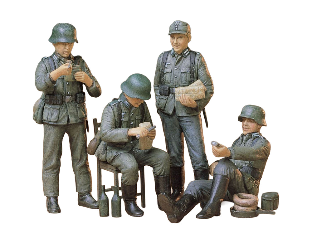 Tamiya German Soldiers At Rest Kit, CA229