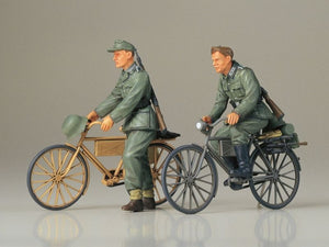 Tamiya German Soldiers with Bicycles