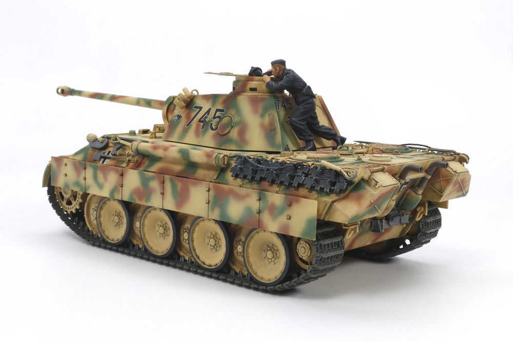 Tamiya 1/35 German Panther AUSF.D Plastic Model Kit