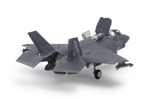 Tamiya 1/72 Lockheed MartinF-35 B, Lightning II, Plastic Model