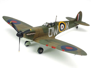 Tamiya - 1/48 Supermarine Spitfire Mk.I Plastic Model Airplane Kit
