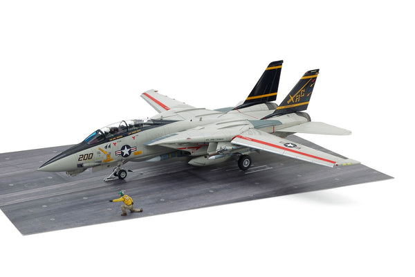 Tamiya 1/48 Grumman F-14A Tomcat (Late Model) Carrier Launch