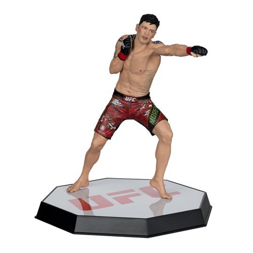 ToyShnip UFC SportsPicks 7-Inch Scale Posed Figure - Select Figure(s) — Action Figure